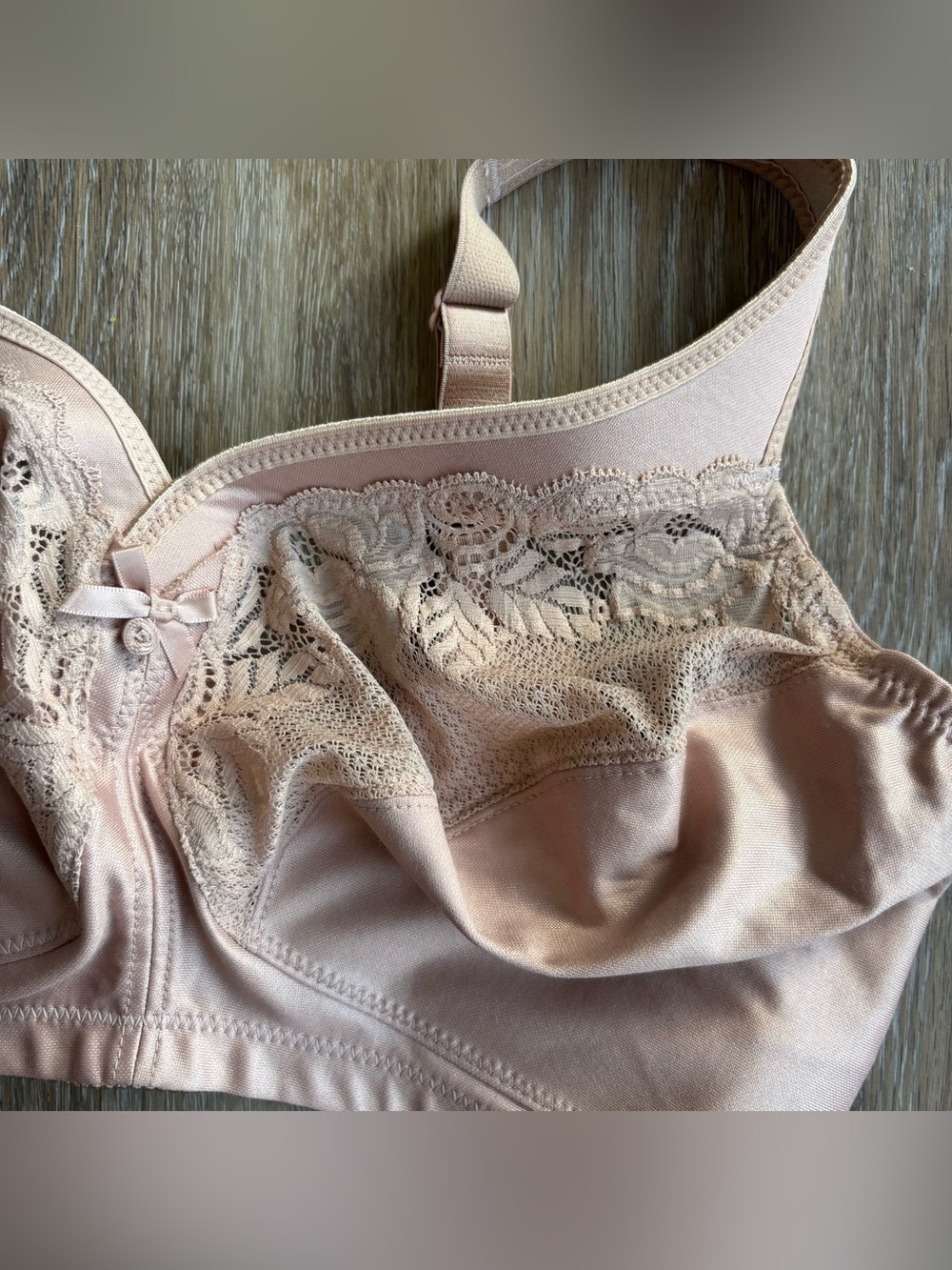 Glamorise Bra 36H US (36G UK) MagicLift Wire Free Minimizer 1003 Nude Beige NWOT - Picture 6 of 11